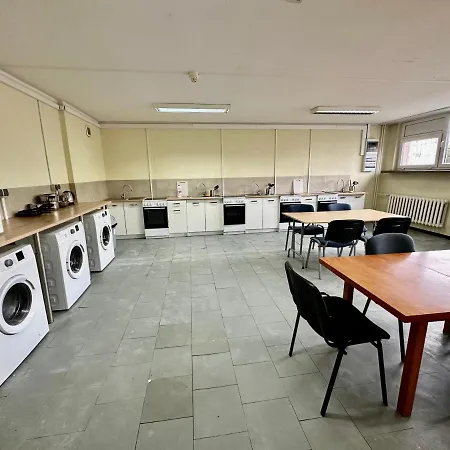 Naramowice By Friendly Hostel Poznan