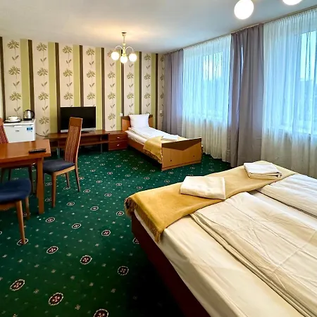 Hostel Naramowice By Friendly Poznan